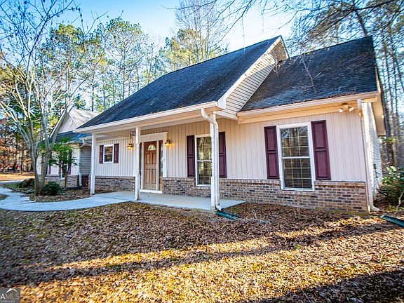 3rd image of 1144 Jim Starr Rd