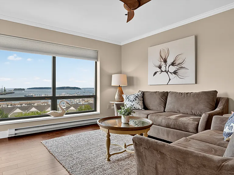 148 Breakwater Dr #605 — Photo 1
