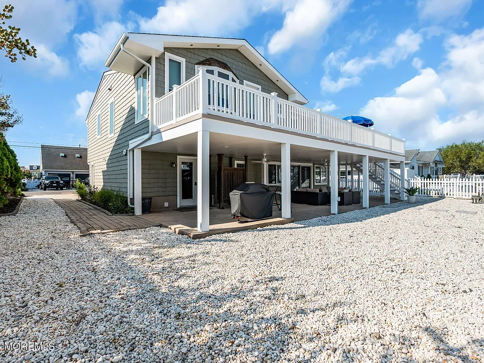 326 Cutter Ln