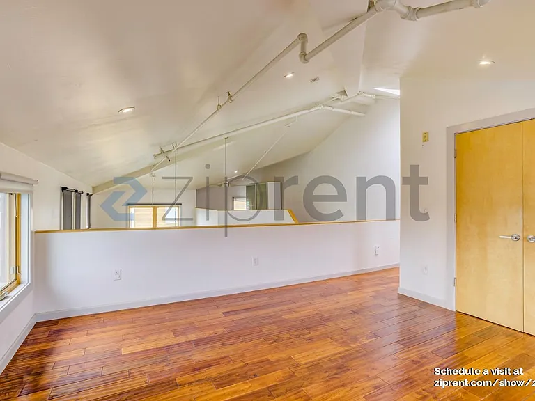 2875 Glascock St #214 — Photo 11