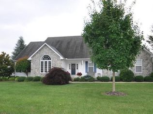 328 Wheatsheaf Dr, New Castle, DE 19720