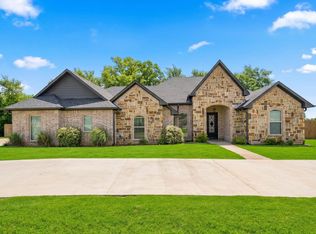 1714 Riviera Dr, Longview, TX 75605