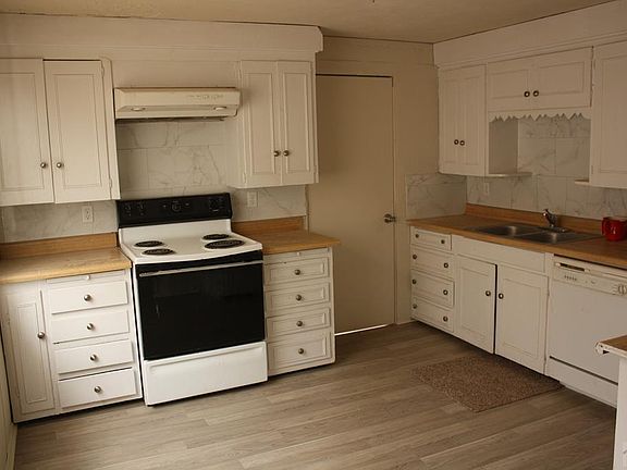 4th image of 1215 Pine St