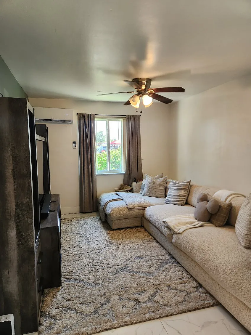 Building Photo - 17800 NW 79th Pl #1