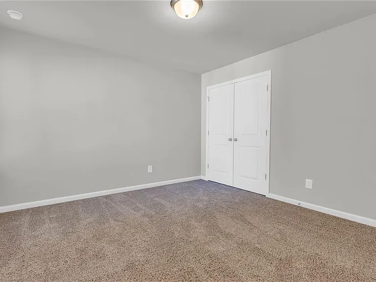 1645 Villageside Ct — Photo 23