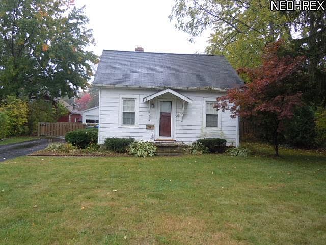 1st image of 387 West St
