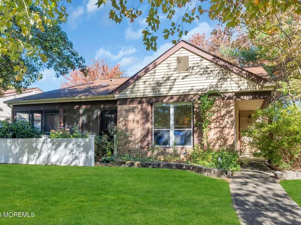 947B Liverpool Circle, Manchester, NJ 08759