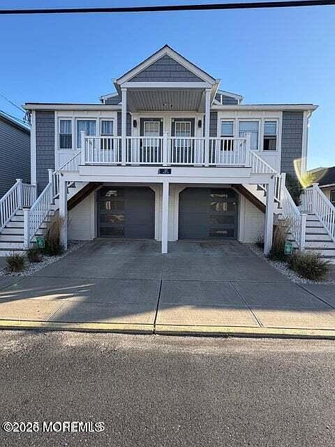 1st image of 217 Blaine Ave #215