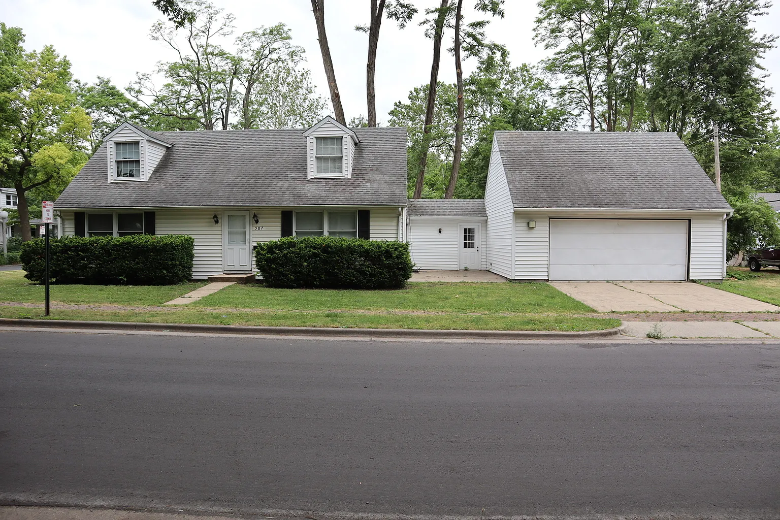507 S Anderson St photo 1