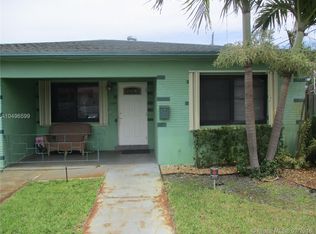 1010 NW 6th Ter, Hallandale, FL 33009