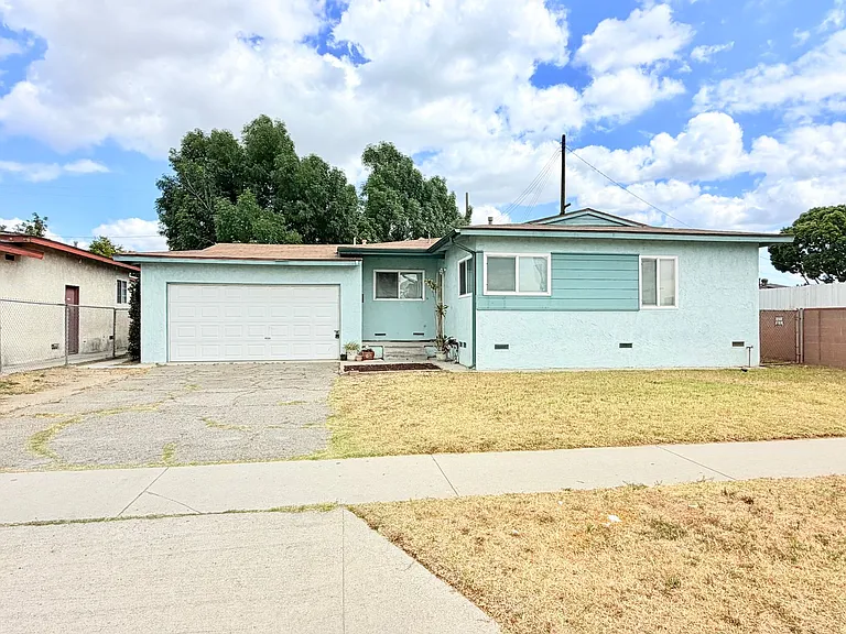 1514 N Hacienda Blvd — Photo 14