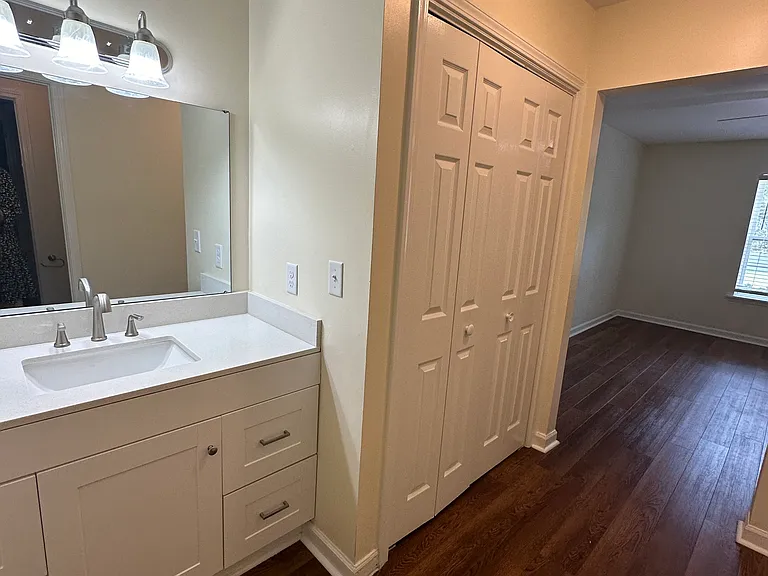 2203 1st Blvd #501 — Photo 4