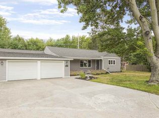 240 Estelle Ct, Hemlock, MI 48626