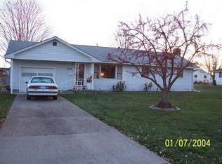 223 Swainford Dr, Heath, OH 43056
