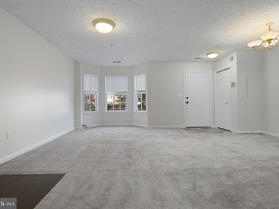 5th image of 50 Amberstone Ct #A-50a
