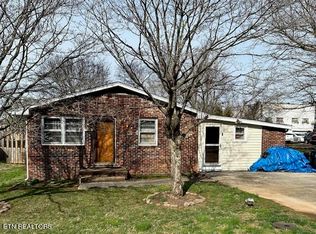 5004 Marguerite Rd, Knoxville, TN 37912