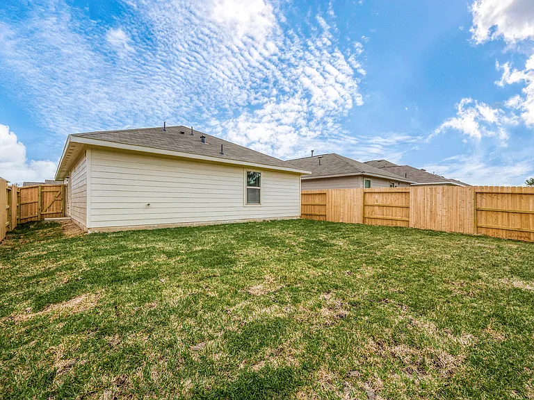 1491 Las Cuevas Dr — Photo 33
