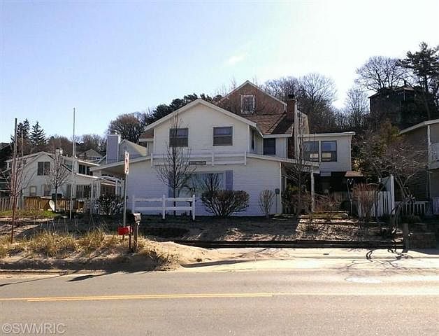 1st image of 1016 S Harbor Dr
