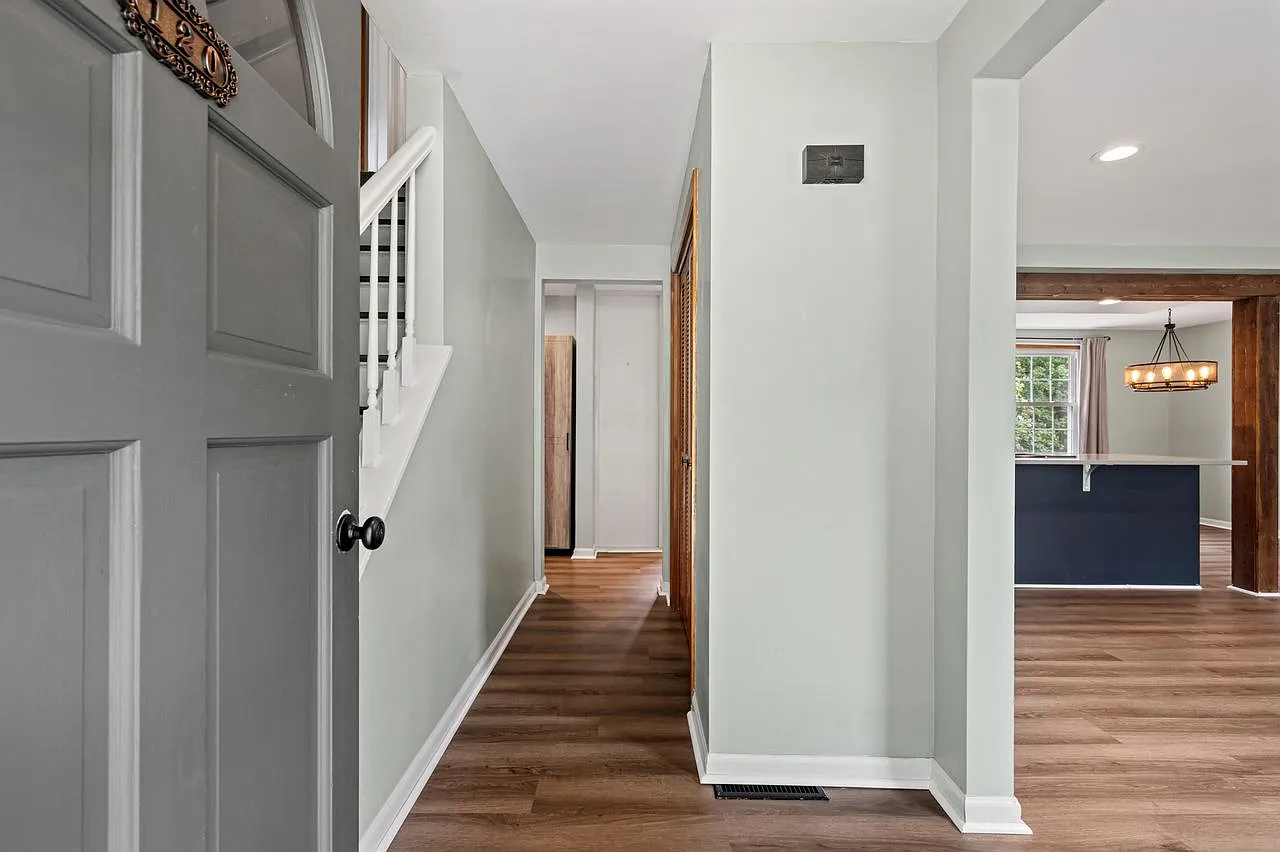 4 bed, 2.5 bath, 1846 sqft, $3,000 — Photo 4
