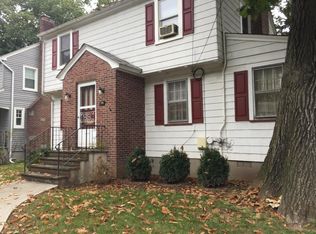104 Oak Ln, Cranford, NJ 07016