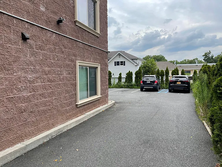 849 Rockland Ave #2A — Photo 8