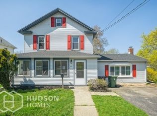40 Willow St, Washington, NJ 07882