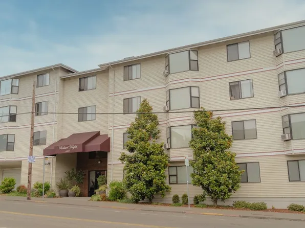 Ballard Heights Apartments