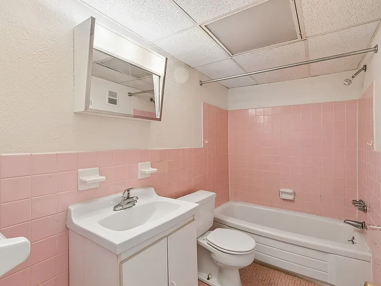 Racquet Club — Photo 31