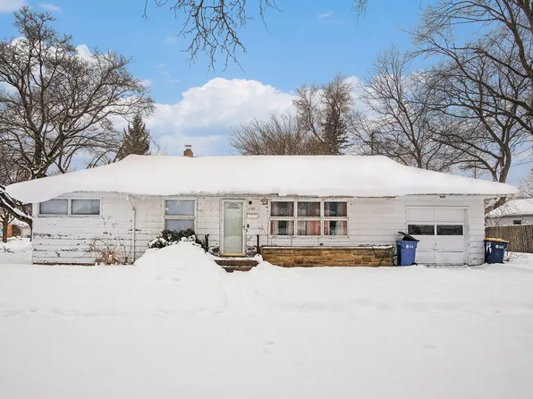 1759 Cambridge Dr SE, Grand Rapids, MI 49506