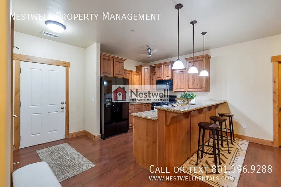 Fantastic Furnished 3-bed Apartment in Park City! — Photo 4