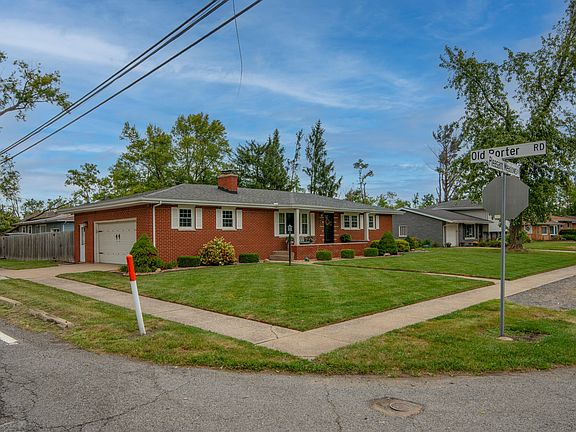 5th image of 1998 Pleasant Meadows St