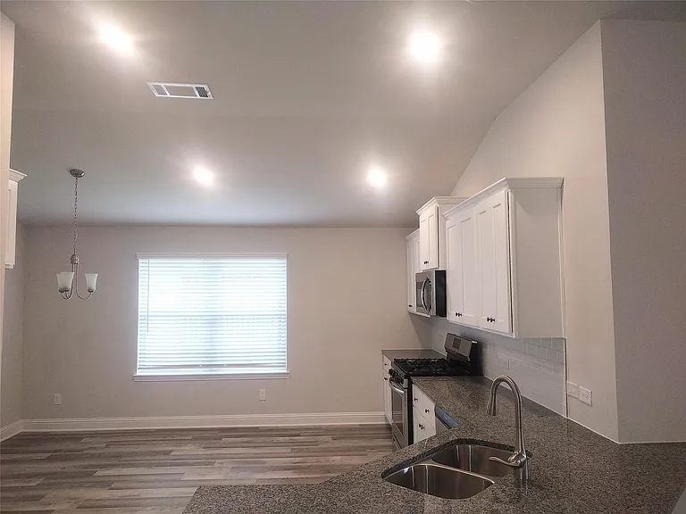 10142 Whitney Reach Dr — Photo 3