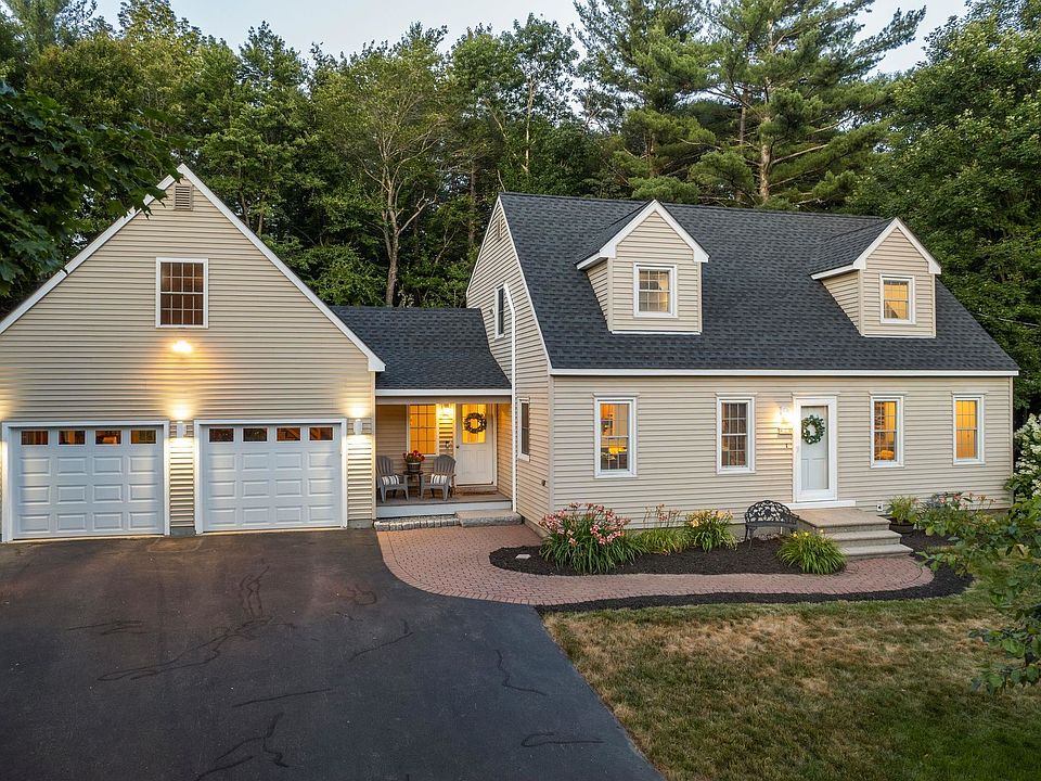1st image of 429 Nadine Dr