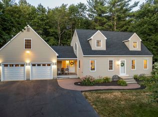 429 Nadine Dr, Pembroke, NH 03275