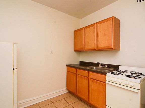 3rd image of 4829 N Damen Ave #D603