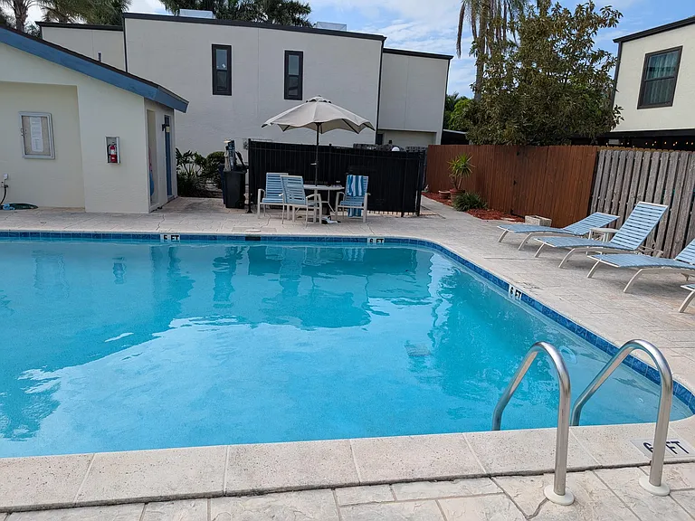 Community pool