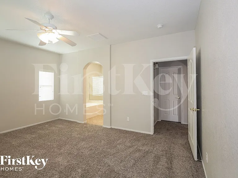 4025 Amberdale Ave — Photo 11