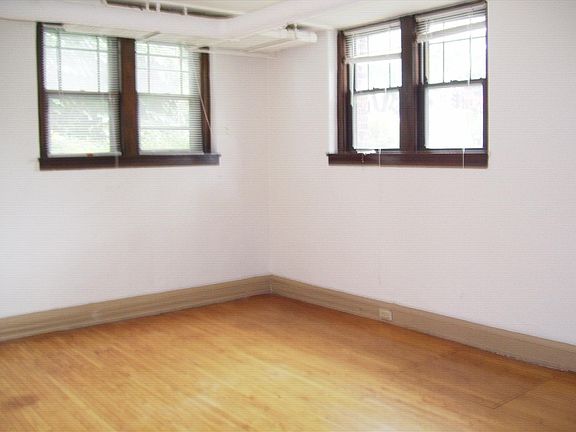 4th image of 3247 Lyndale Ave S APT 2