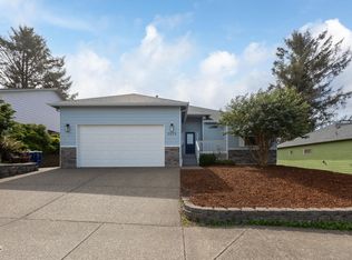 2630 NE 45th St, Lincoln City, OR 97367