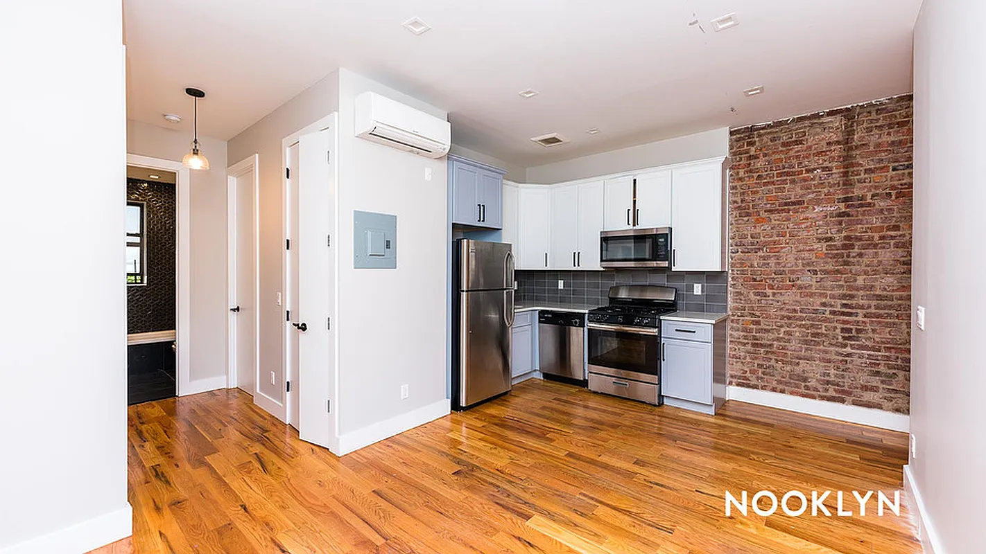 566 Maple Street 3F