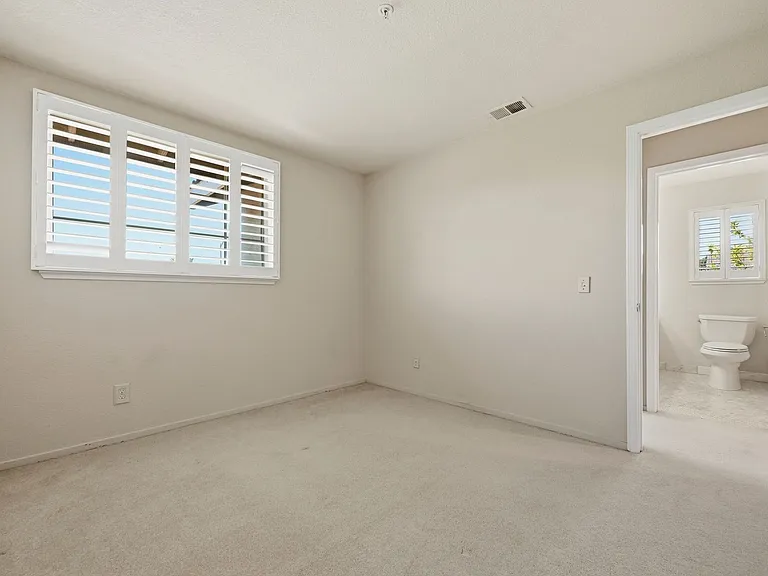 4125 Fireside Ct — Photo 32