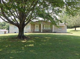 609 Golf Course Rd, Stuart, VA 24171