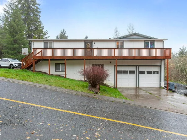 1270 NE Canyon Dr, Toledo, OR 97391