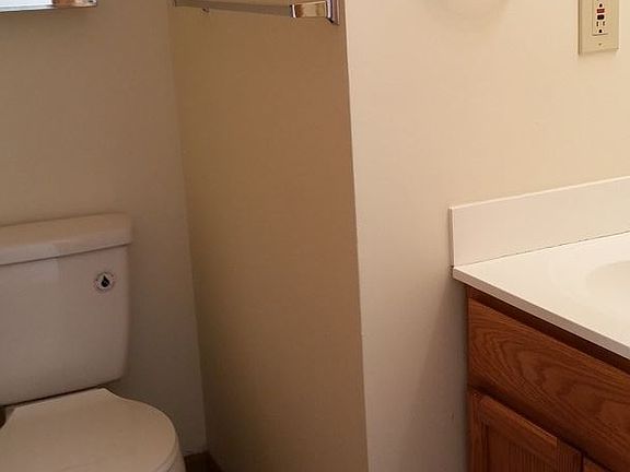 3rd image of 218 Marley Ln APT 6