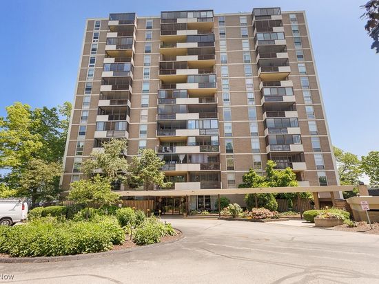 25801 Lake Shore Blvd APT 28, Euclid, OH 44132