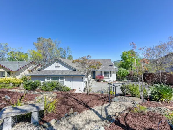 12401 Morning Mist Ln, Auburn, CA 95602