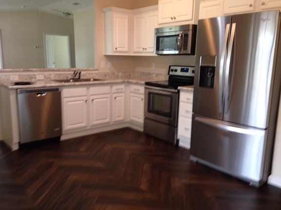 5th image of 445 Gulf Stream Dr