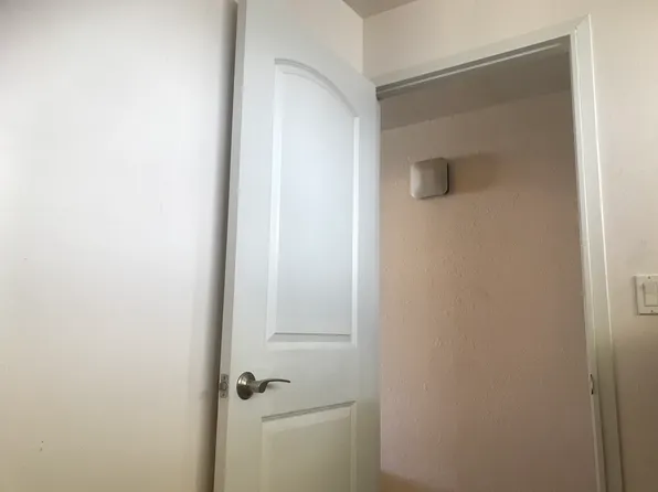 2092 Kuhio Ave APT 1605, Honolulu, HI 96815