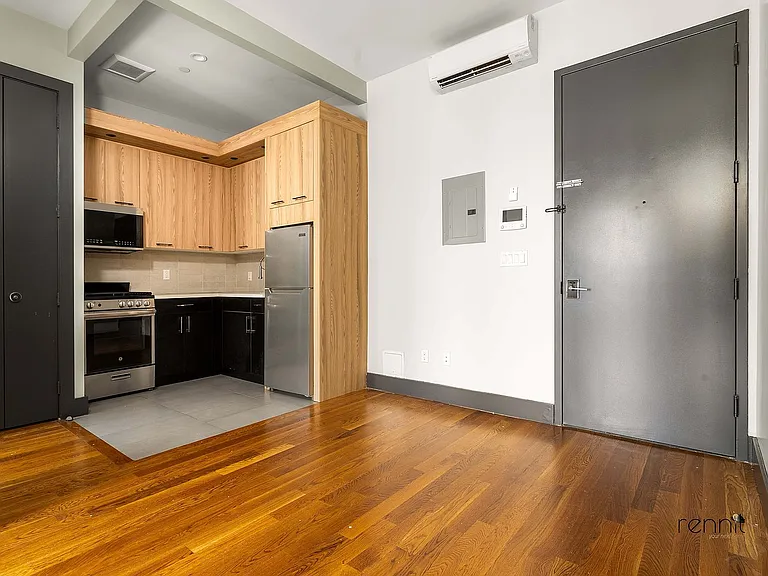 396 S 5th St #4A — Photo 16