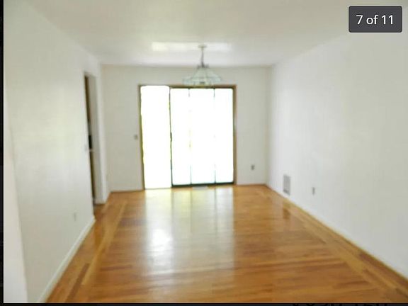 5th image of 14034 27th Ave NE